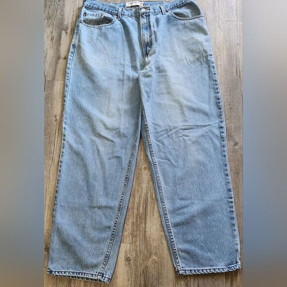 Vintage 560 Levi's‎ Jeans size 40x32 - Picture 1 of 5